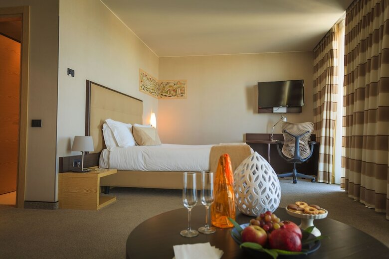 MH Matera Hotel