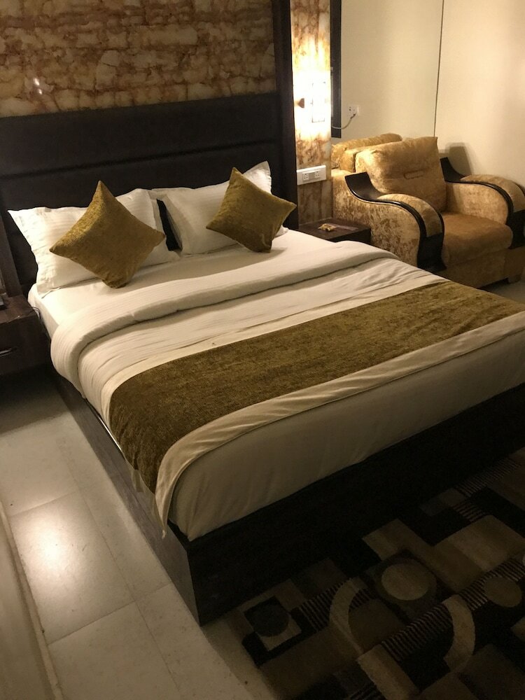 Hotel Mmk