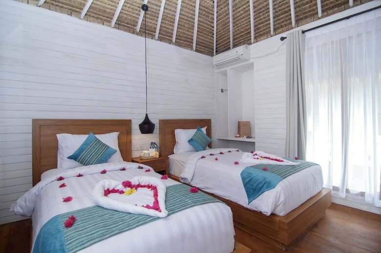 Hotel Sadev Resort