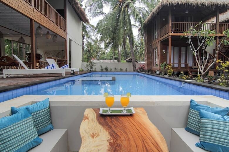Hotel Sadev Resort