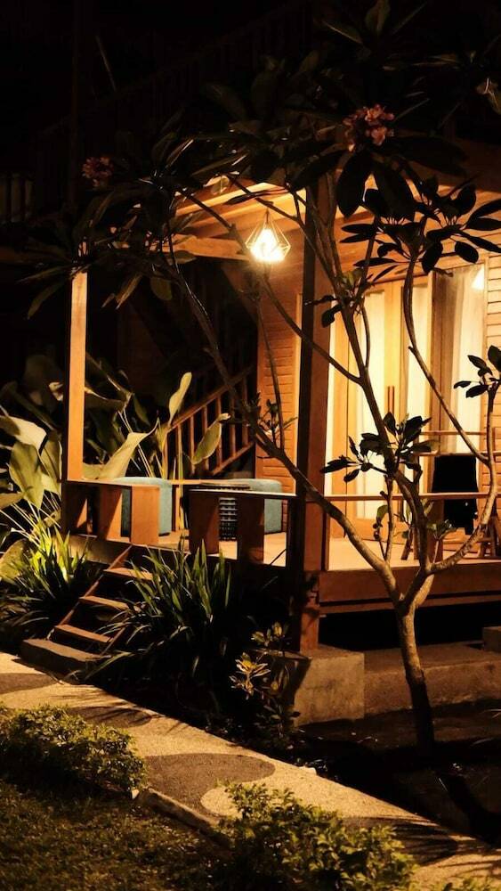 Hotel Sadev Resort