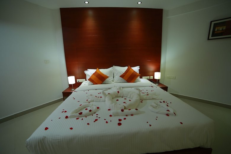 Hotel Nakshatra Emerald Inn