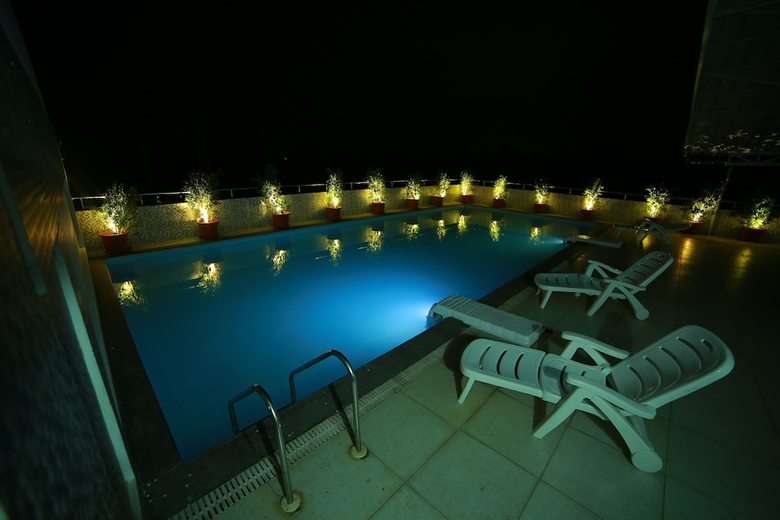 Hotel Nakshatra Emerald Inn
