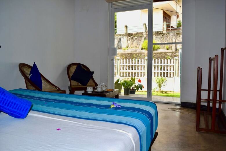 Hotel La Colina Kandy