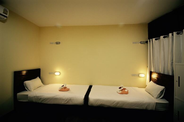 Hostal Art Hotel Sanamchai