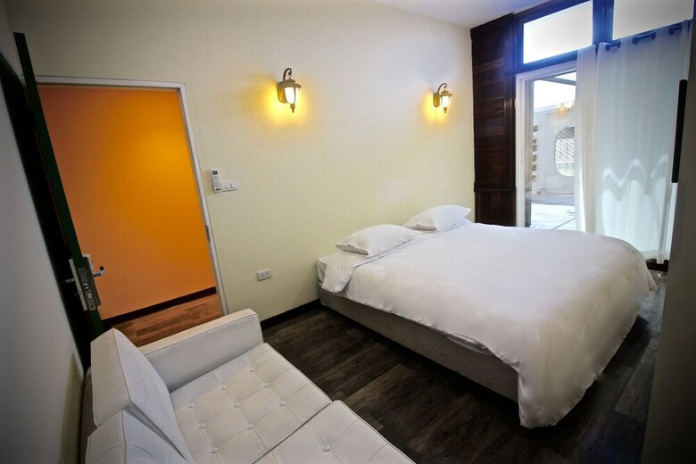 Hostal Art Hotel Sanamchai