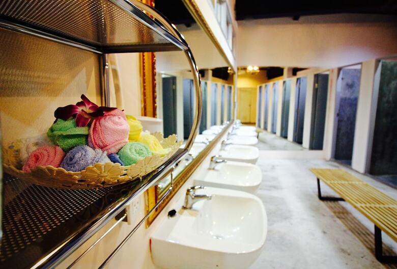 Hostal Art Hotel Sanamchai