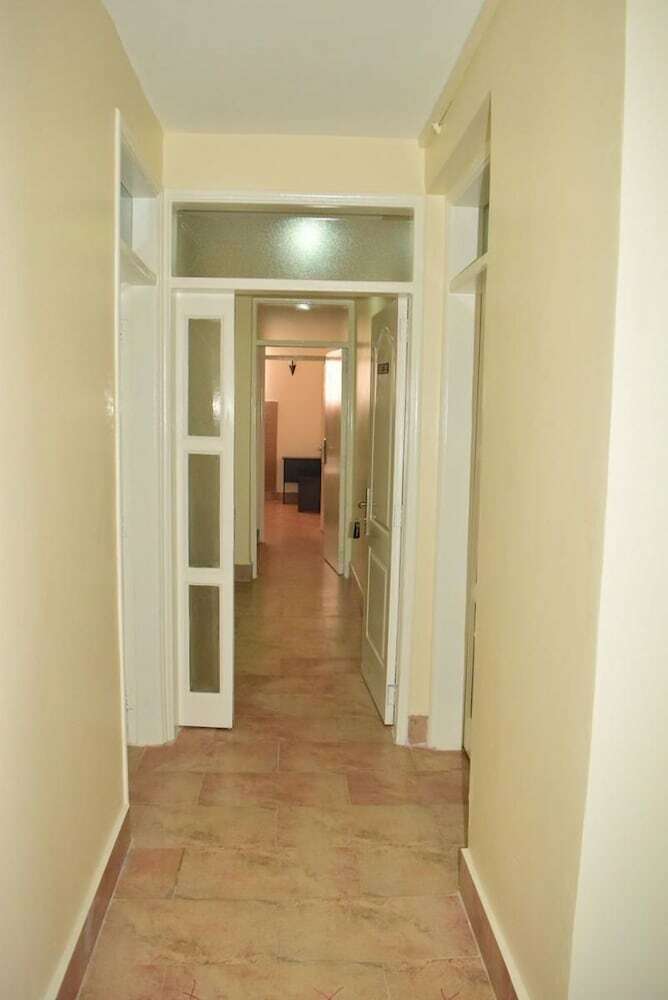 Apartamentos Latitude 1 Serviced Suites