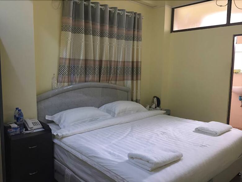 121 Hotel Yangon