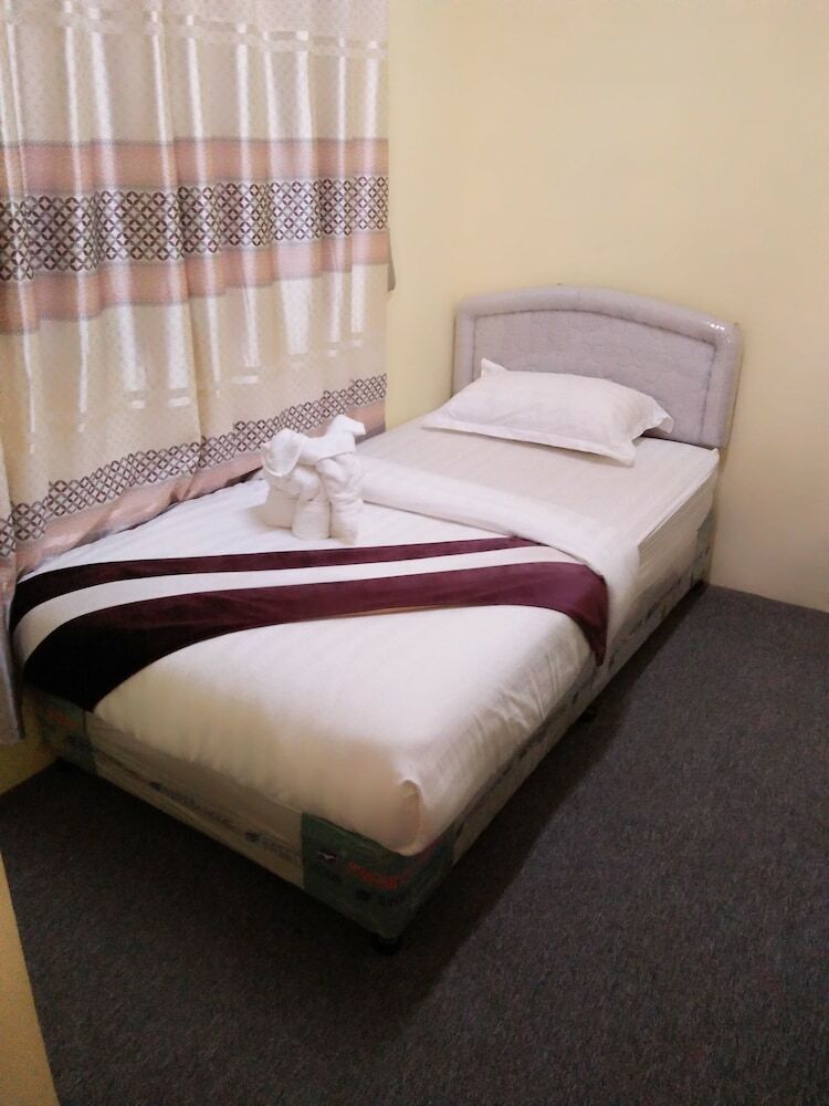 121 Hotel Yangon