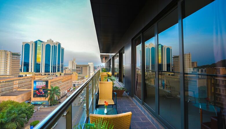 Aparthotel Boulevard Suites