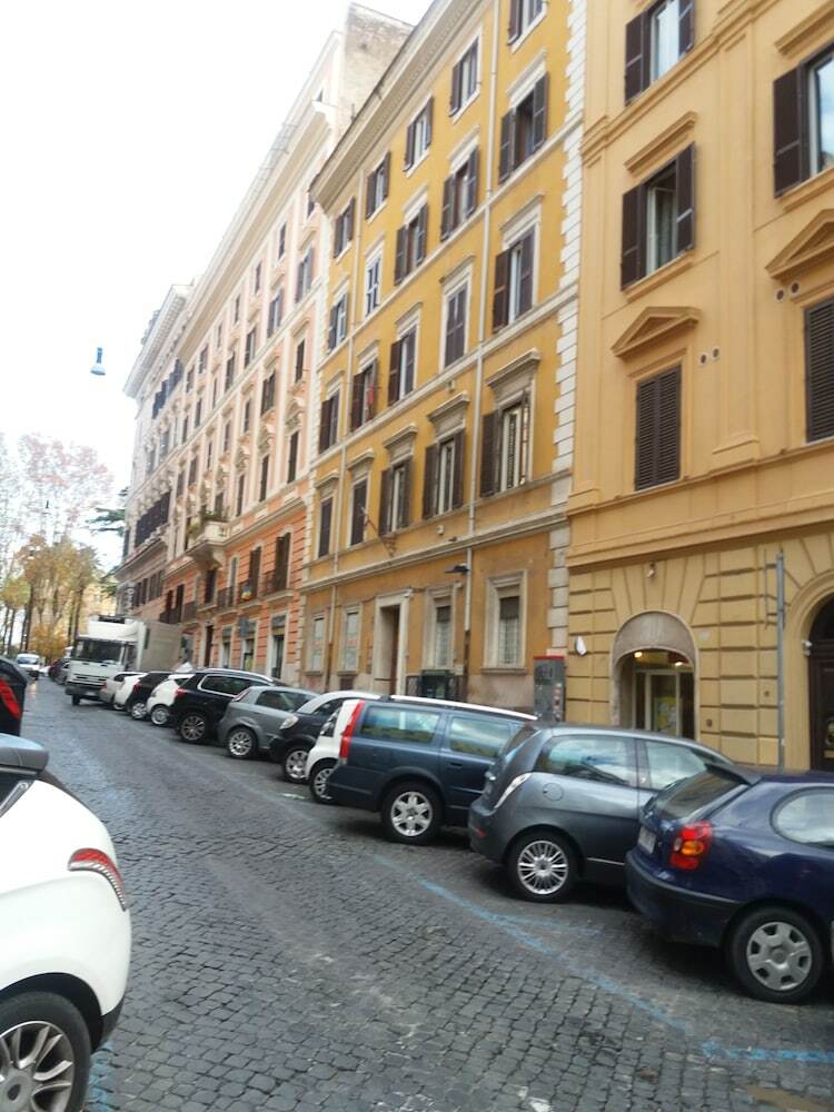 Bed & Breakfast Federica's Apartment In Rome