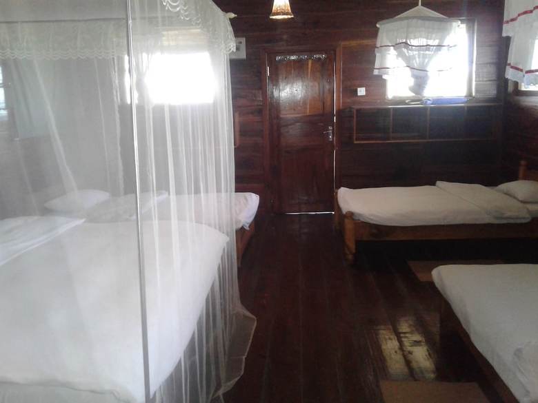 Posada Ikoma Safari Camp