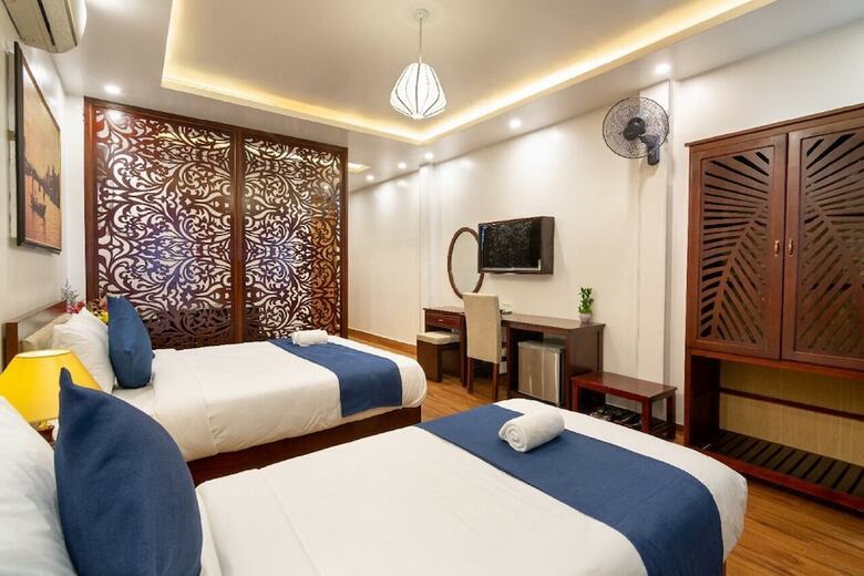 Hotel Flame Flowers Homestay