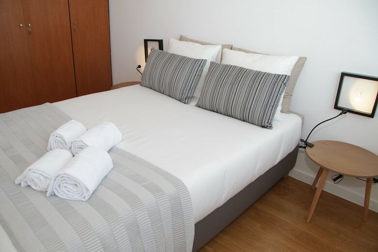 Liiiving In Porto Bright Balcony Apartment