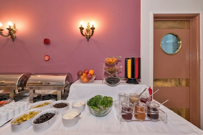 Veyron Park Hotel