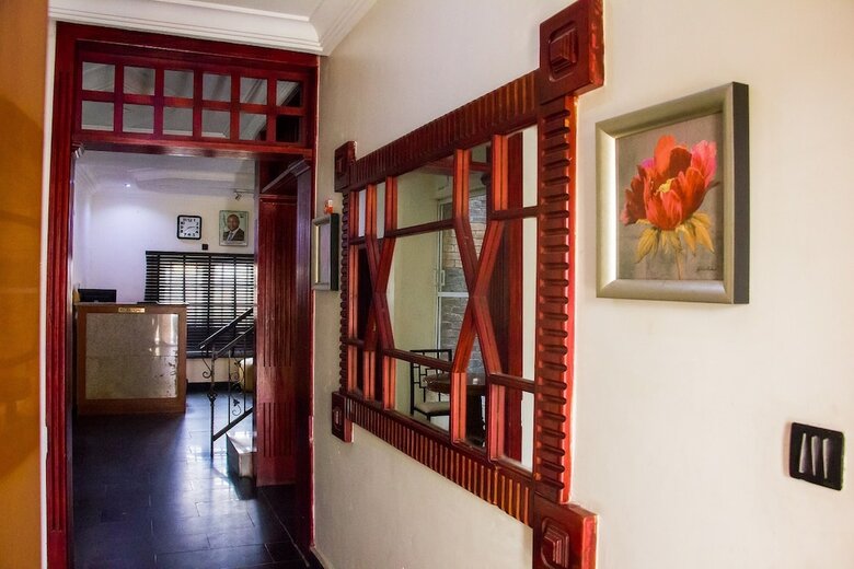 Hotel Chelsea Suites Annex