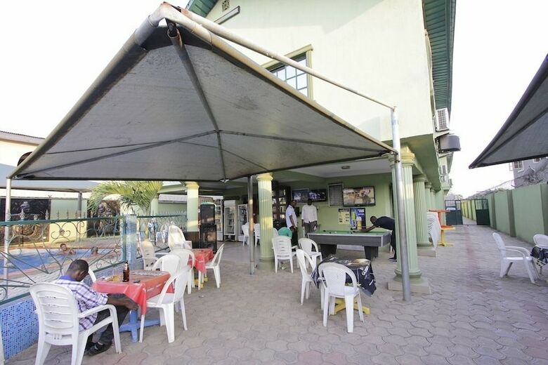 Hotel Oyins Holiday Inn