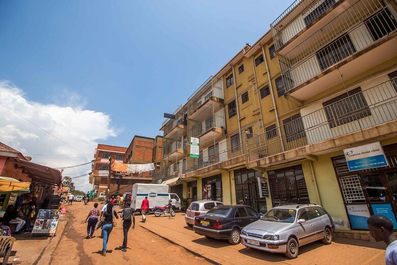 Giraffe Park Hotel