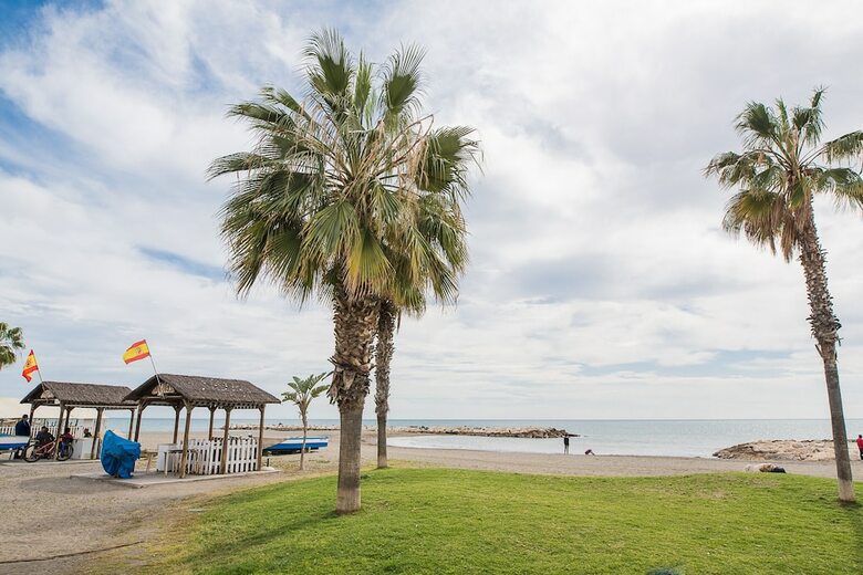 Pedregalejo Beach Apartment 4
