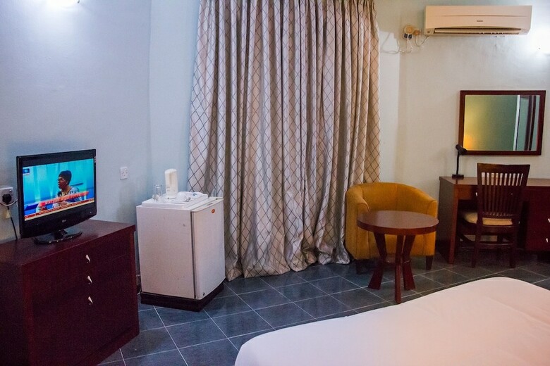 The Palmview Manor Hotel