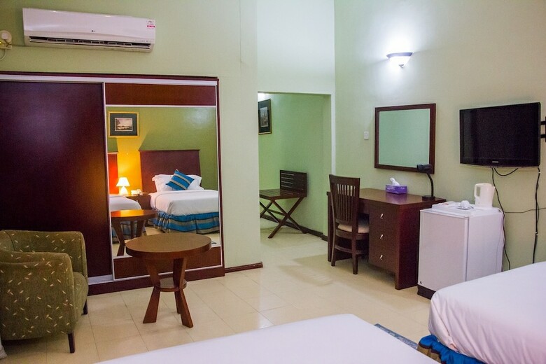 The Palmview Manor Hotel