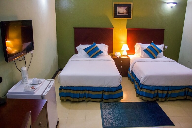The Palmview Manor Hotel