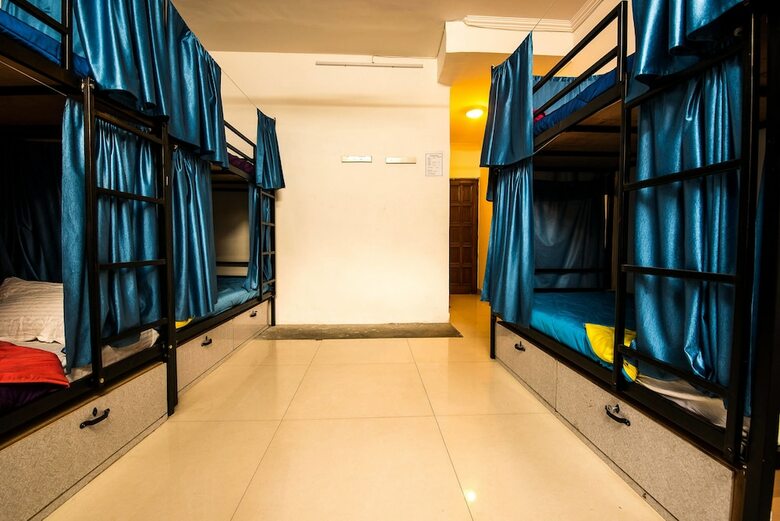 Hostal Bunkin Hostel