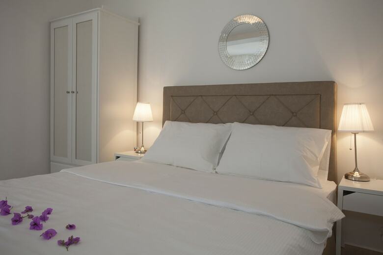 Hotel Rooms Lana