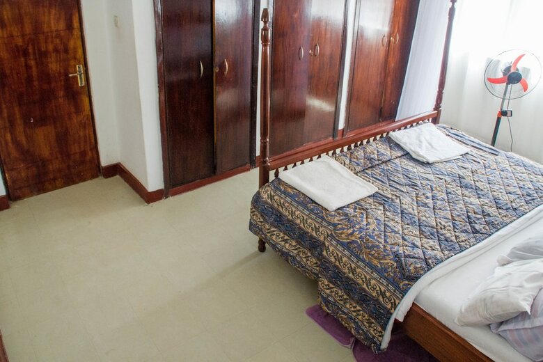 Heritage Park Hotel