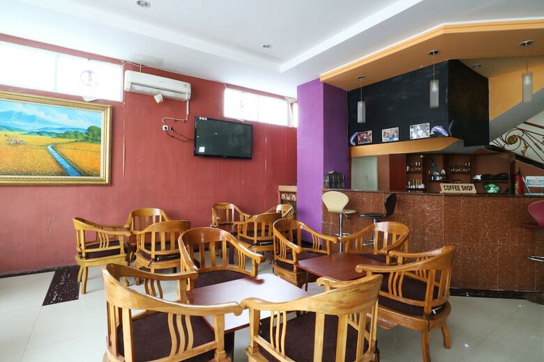 D'boegis Hotel