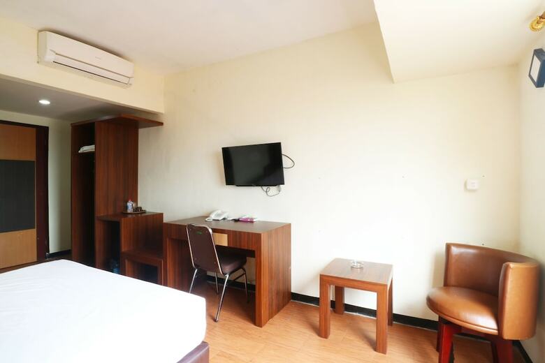 D'boegis Hotel