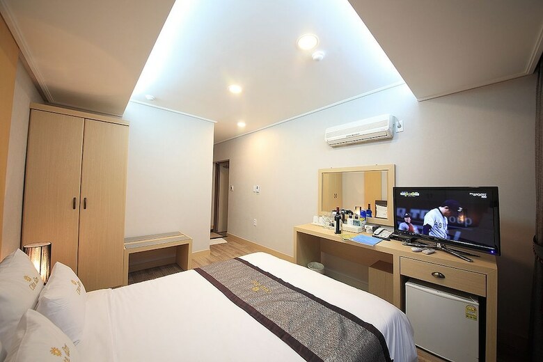 Cote Dor Hotel