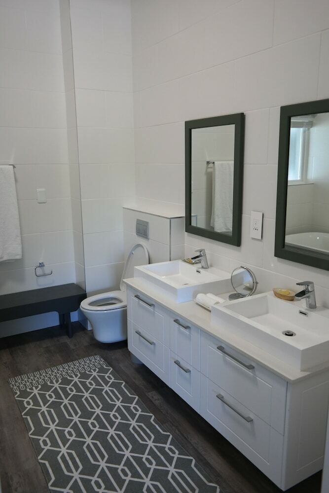 Quartet Hotel And Garden Suites