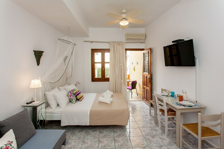 Apartamentos Porto Orion Studios