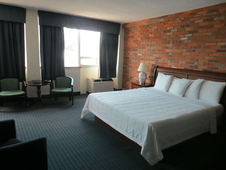 Hotel 89 Yorkville