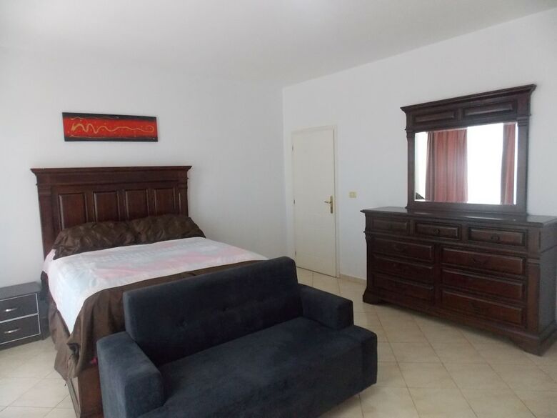 Apartamentos Hotel Damian