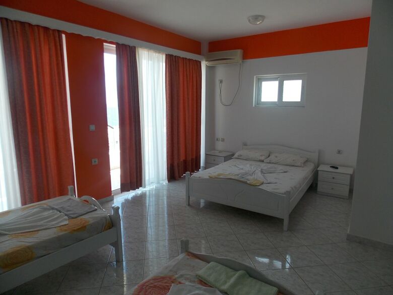 Apartamentos Hotel Damian