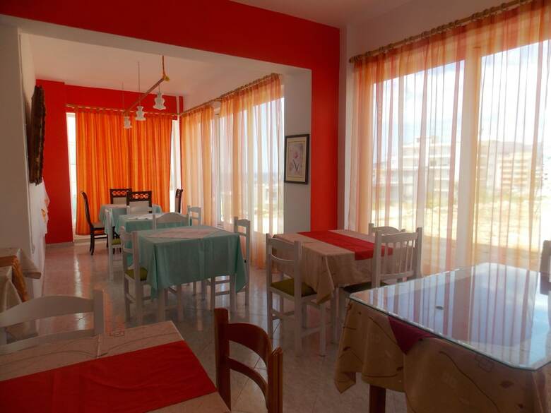 Apartamentos Hotel Damian