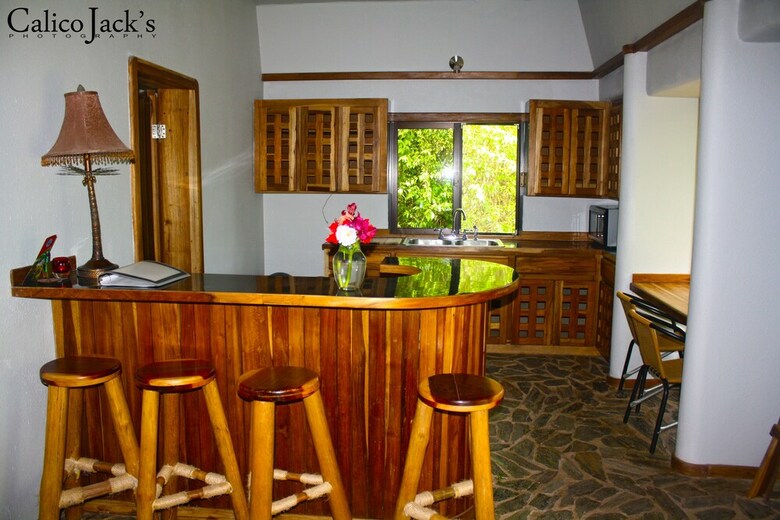 Posada Calico Jack's Village