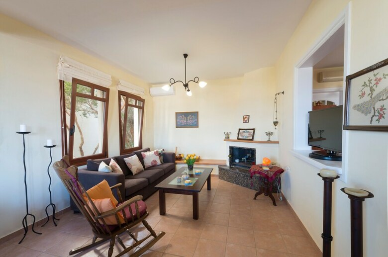Ariadni Villa By Leaderstay