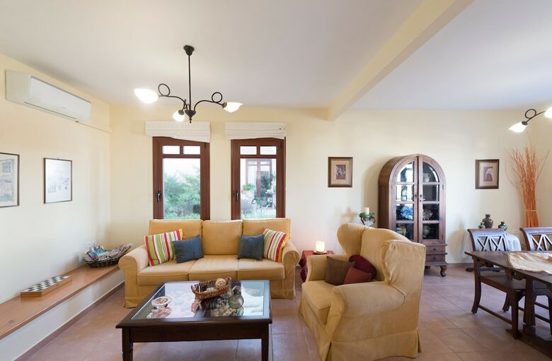 Ariadni Villa By Leaderstay