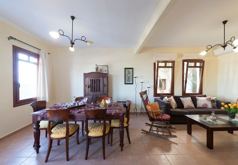 Ariadni Villa By Leaderstay