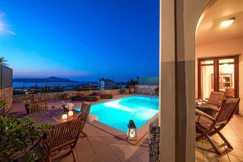 Villa Persefoni By Leaderstay