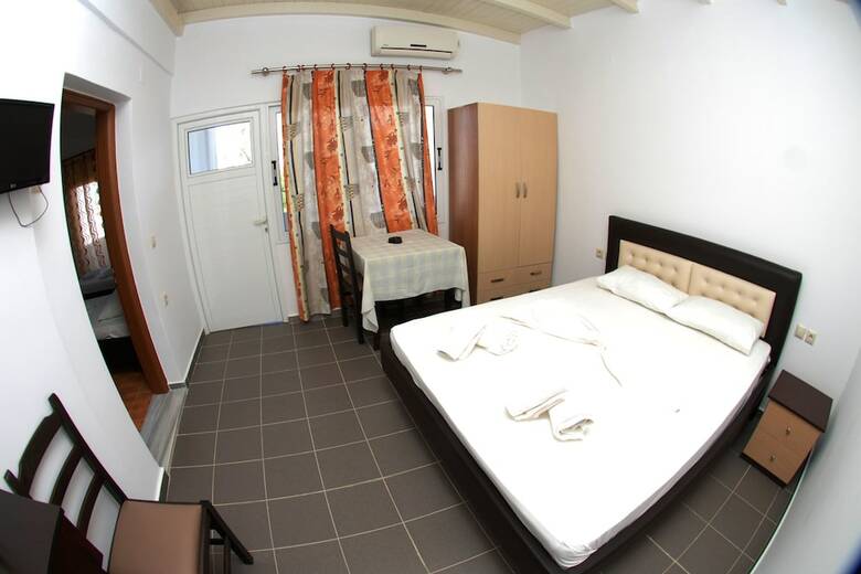 Hotel Eleana
