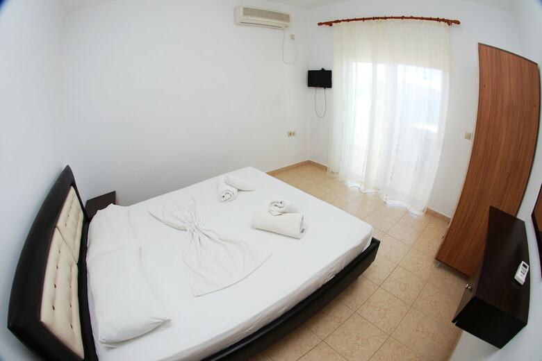 Hotel Eleana