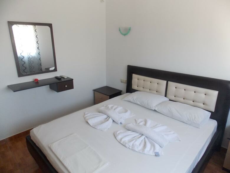 Hotel Eleana