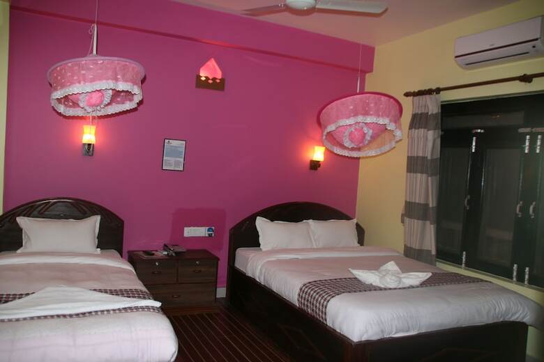 Hotel Sweet Home