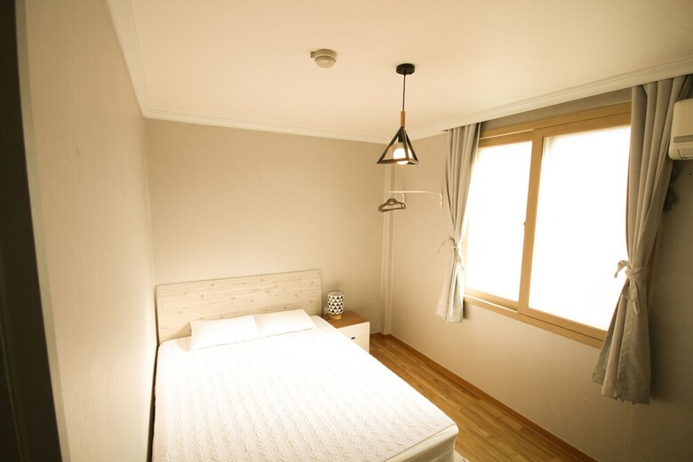 Hostal Yeha Guesthouse - Hostel