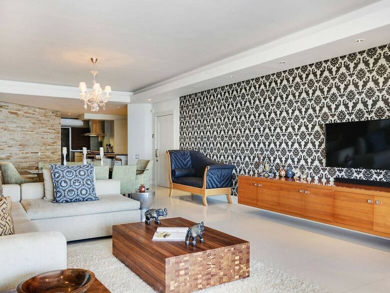 Rhapsody - Two Bedroom Apartment, Sleeps 4